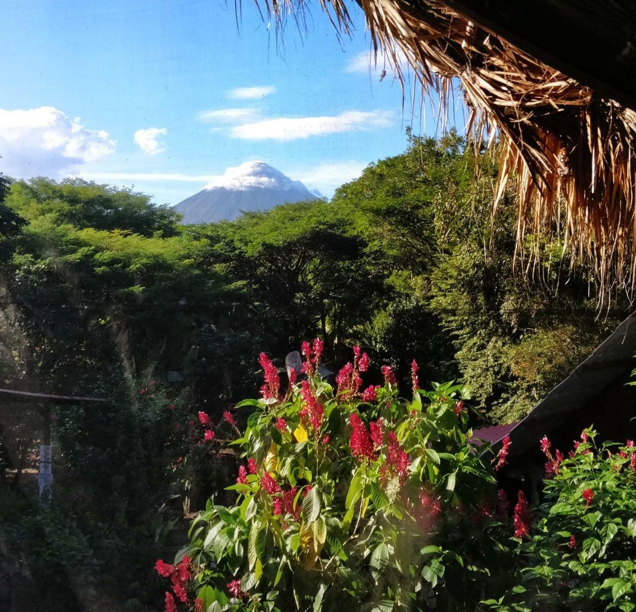 Finca Del Sol Eco Lodge Santa Cruz Exterior photo